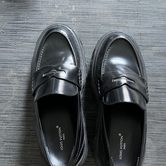 Louis Vuitton Black Chunky Platform Loafers - Picture 1 of 5